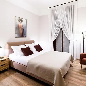 Ariańska 16 By Nearto Pl Hotel apartamentowy