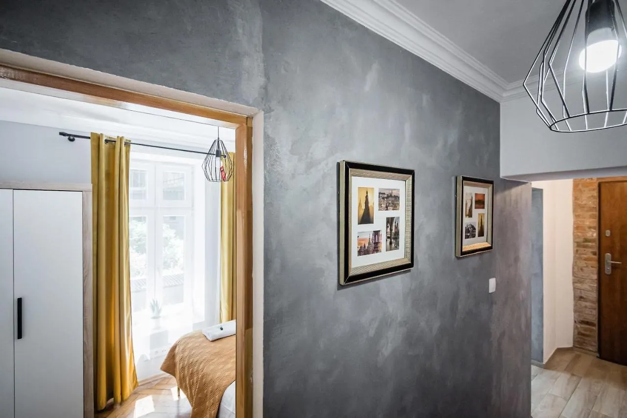 Royal City Apartments Old Town Kraków 3*,  Polska
