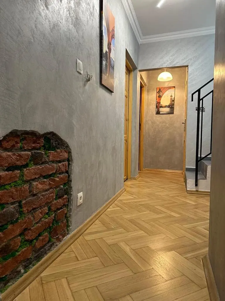 *** Hotel apartamentowy Royal City Apartments Old Town Kraków Polska